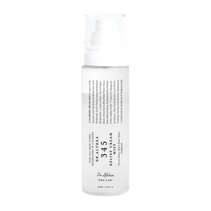 Dr. Althea 345 Relief Cream Mist op witte achtergrond, een lichte gezichtsmist met tweefasenformule die hydrateert, kalmeert en de huid de hele dag versterkt.