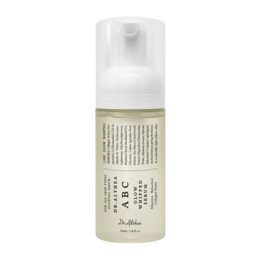 Afbeelding – vrijstaand product (Google Afbeeldingen belangrijk)
Dr. Althea ABC Glow Whipped Serum in een pompflacon met lichte mousse-textuur die hydrateert, de huidteint egaliseert en glow geeft.