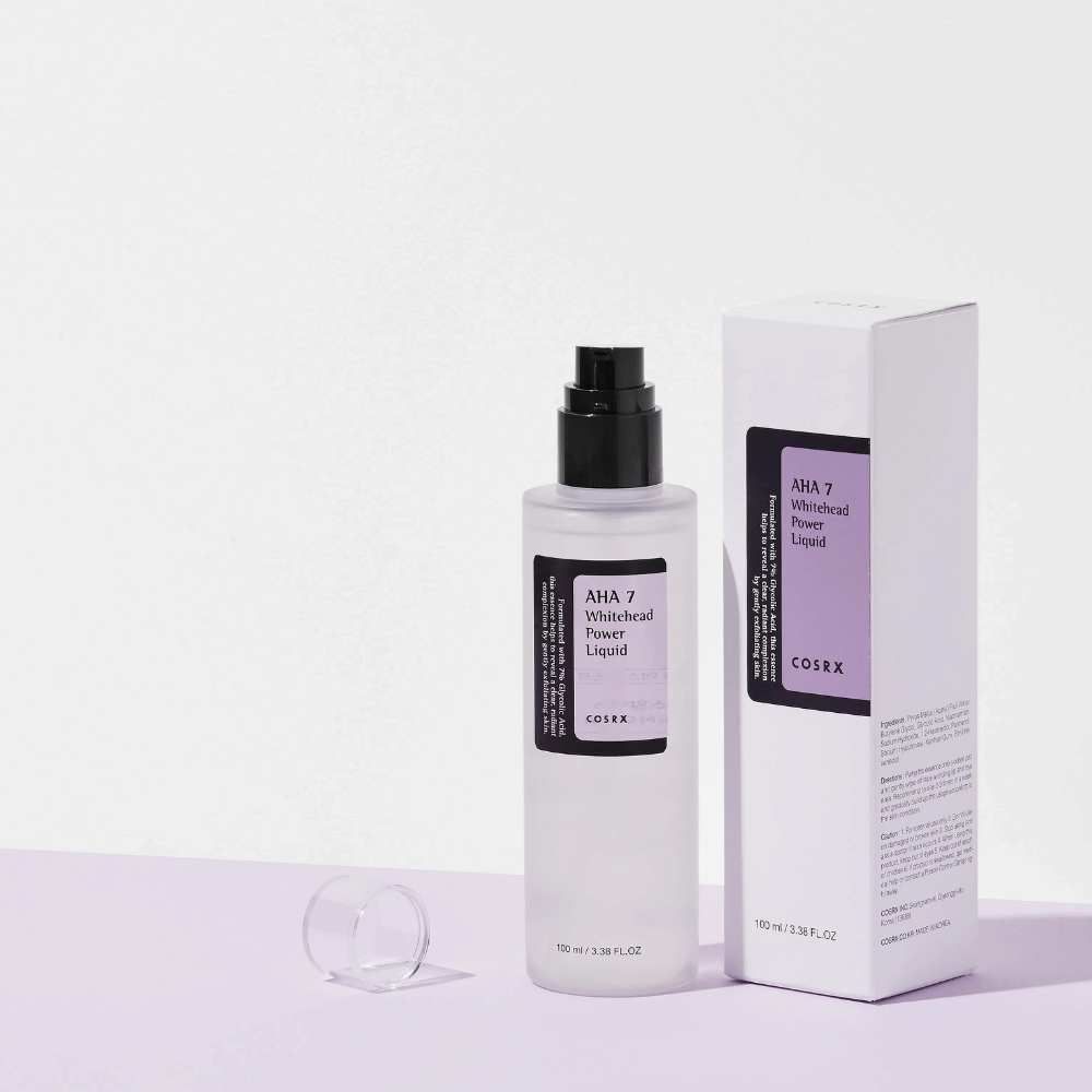 COSRX AHA 7 Whitehead Power Liquid met verpakking, exfoliërende gezichtstoner met 7% AHA om witte mee-eters tegen te gaan en de huidtint te egaliseren.