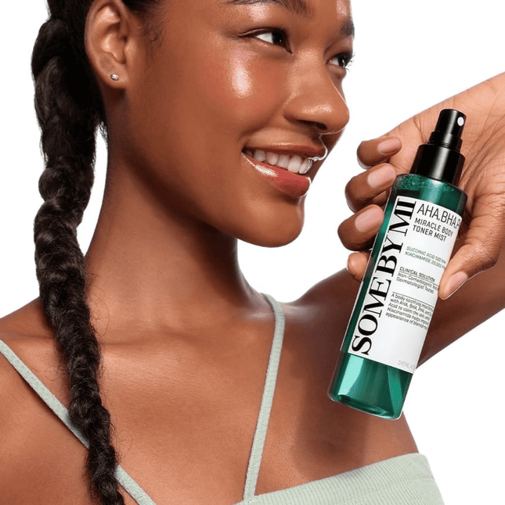 Some By Mi AHA BHA PHA Miracle Body Toner Mist huidverzorging – lichaamsspray die helpt de huid te verzorgen, onzuiverheden te verminderen en een fris gevoel te geven.
