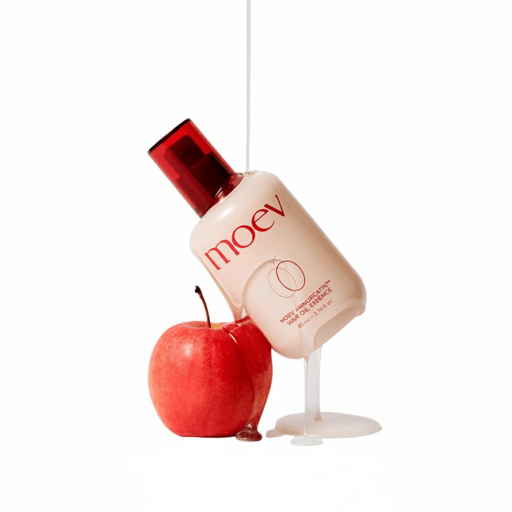 MOEV Annurcatin Hair Oil Essence met rode appel – haarolie geïnspireerd door de antioxidanten van de Annurca-appel voor sterkere, glanzendere en gezondere haarlokken.