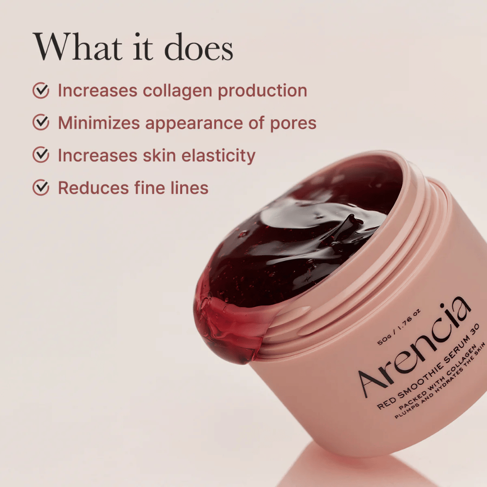 Open pot Arencia Red Smoothie Serum 30 met gelachtige textuur, vermeld Voordelen: verhoogd collageen, verkleinde poriën, verbeterde elasticiteit, verminderde lijntjes.