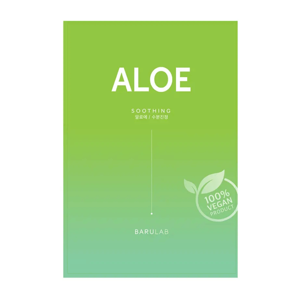 Een verpakking van BARULAB-product "Aloe Soothing" masker, dat ook is gemarkeerd als "100% Vegan Product". De verpakking is uniform lichtgroen van kleur.