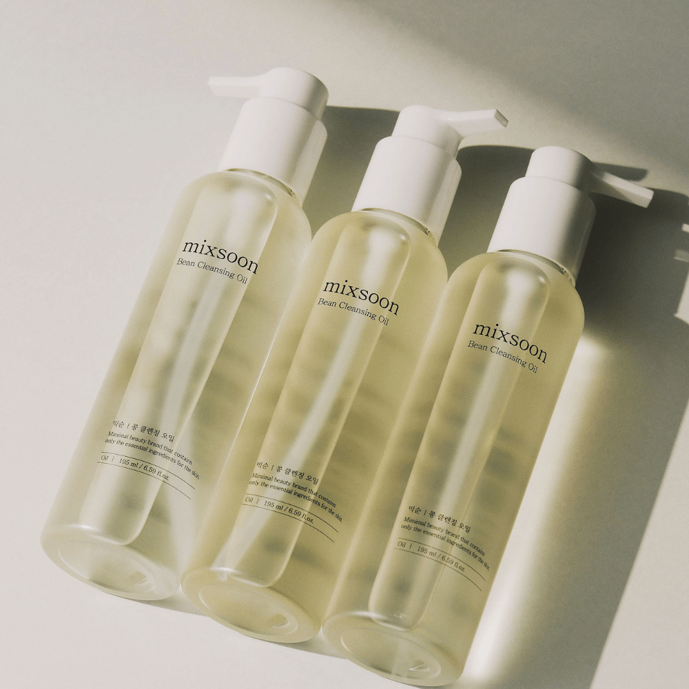 Drie flessen Mixsoon Bean Cleansing Oil – Koreaanse op olie gebaseerde reiniging die zacht make-up, onzuiverheden verwijdert en de huid hydrateert.