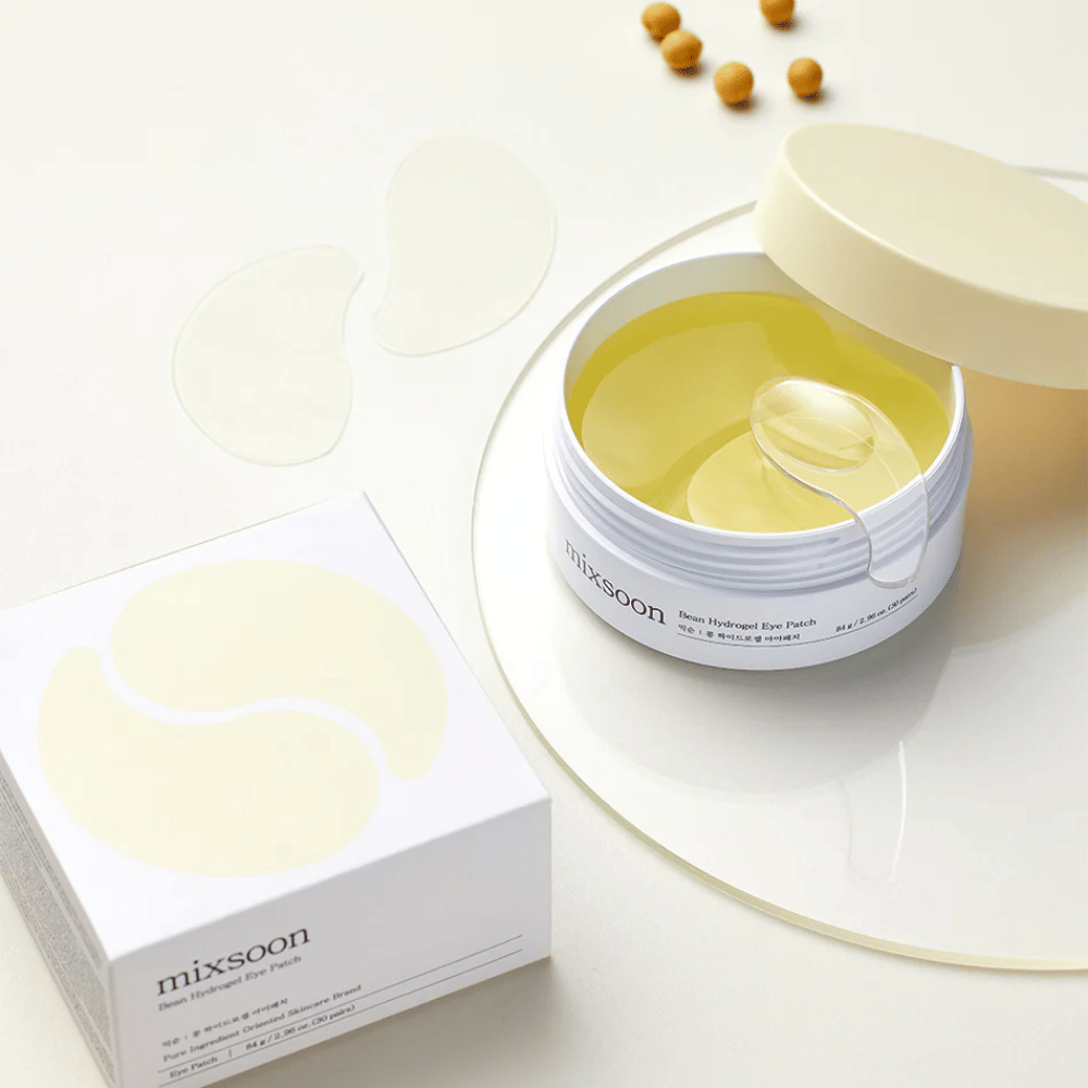 Mixsoon Bean Hydrogel Eye Patch – Intensief hydraterende oogmaskers voor een frissere blik.

🌱 Gefermenteerd bonenextract – Diep voedend en hydraterend.
💧 Hydrogel-technologie – Verkoelend en perfecte pasvorm.
✨ Verheldert & vermindert zwelling – Bestrijdt donkere kringen en tekenen van vermoeidheid.

Perfect voor een frisse en uitgeruste huid!