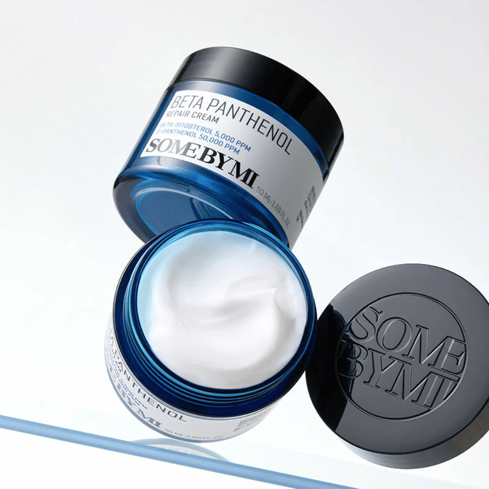 Open pot met SOME BY MI Beta Panthenol Repair Cream – rijke, zachte formule voor huidreparatie en vochtbalans.