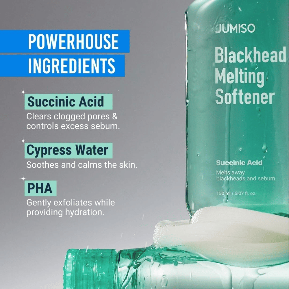 Close-up van JUMISO Blackhead Melting Softener-fles. Tekst toont sleutelingrediënten: barnsteenzuur, cipressenwater en PHA voor poriënreiniging.