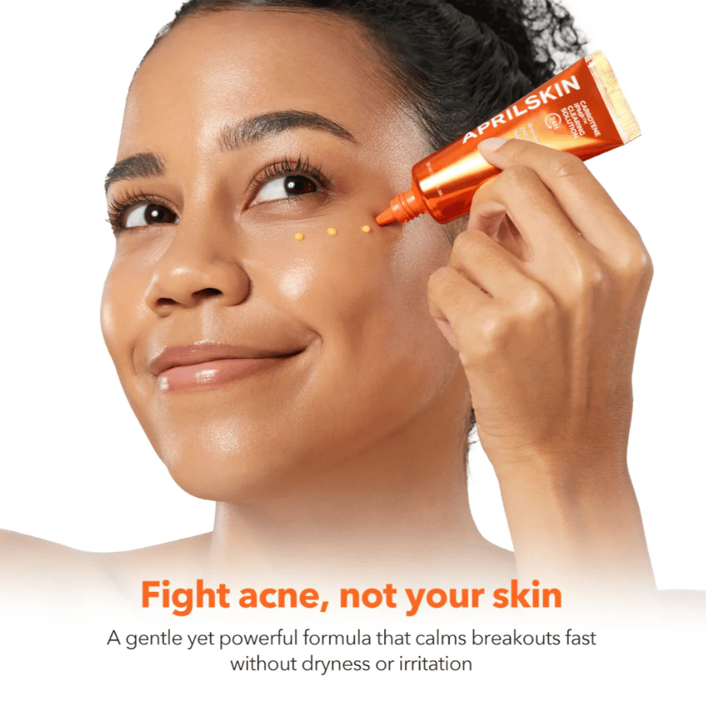 APRILSKIN Carrotene IPMP Clearing Solution wordt aangebracht als spotbehandeling tegen acne en puistjes, kalmerende formule met BHA, PHA, zink en niacinamide voor onzuivere huid