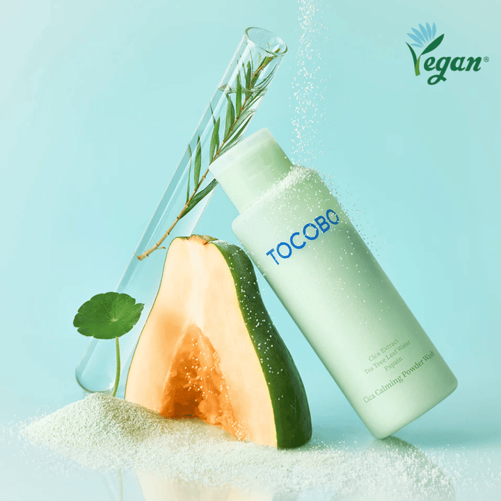 TOCOBO Cica Calming Powder Wash met meloen en plantenextracten die milde exfoliatie en hydratatie bieden.
