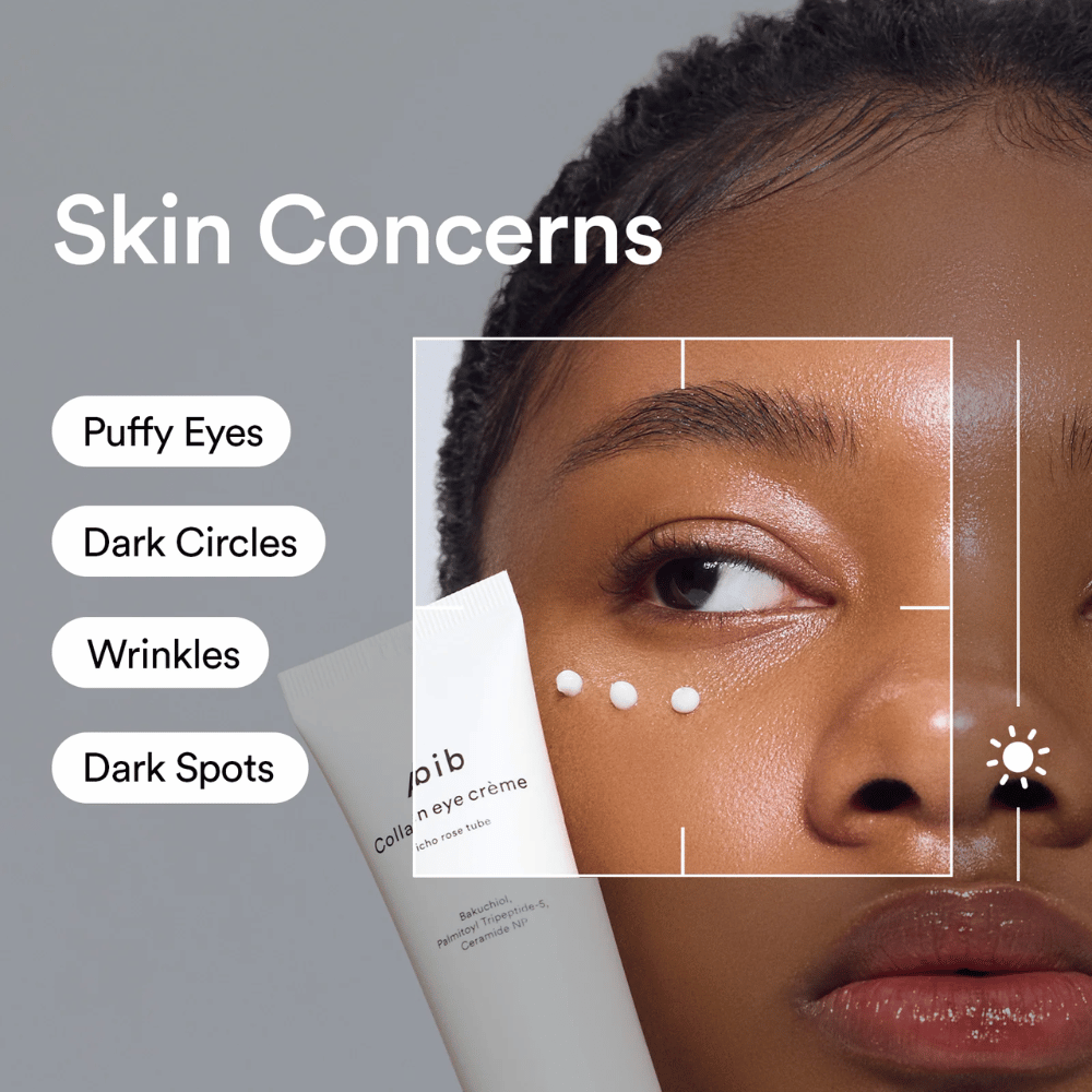 Vrouw brengt Abib Collagen Eye Crème aan onder het oog om zwelling, donkere kringen, rimpels en pigmentvlekken te behandelen.