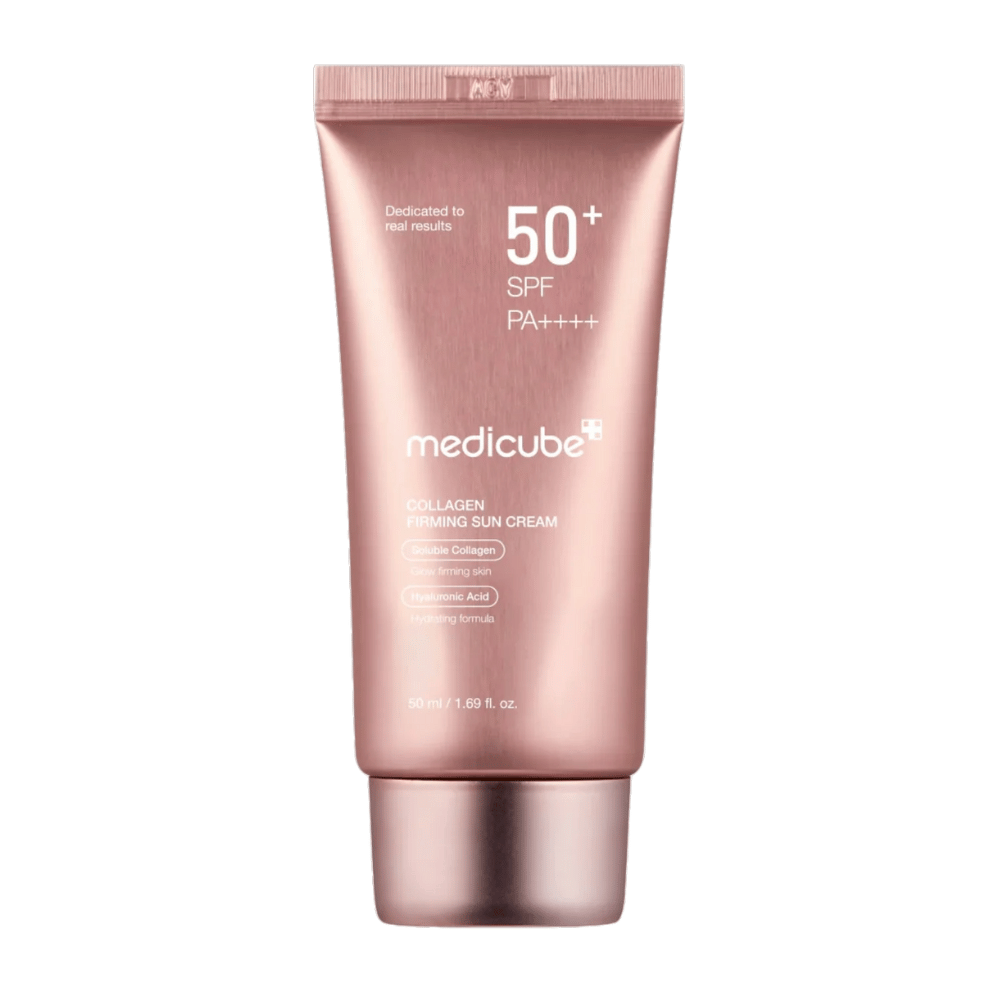 Medicube Collagen Firming Sun Cream SPF 50+ in roségouden tube – zonnebescherming met collageen en hyaluronzuur die steviger, gehydrateerde huid met glans geeft.