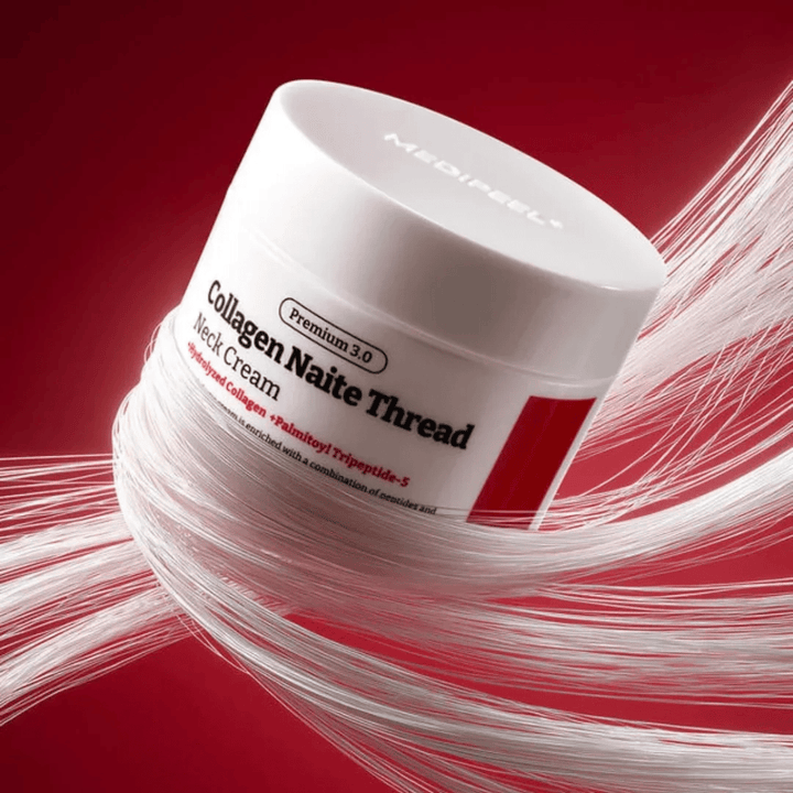 MEDIPEEL Collagen Naite Thread Neck Cream Premium 3.0 – verstevigende halscrème met gehydrolyseerd collageen en peptiden die de elasticiteit van de huid verbeteren en zichtbare lijnen op de hals en het decolleté verminderen.