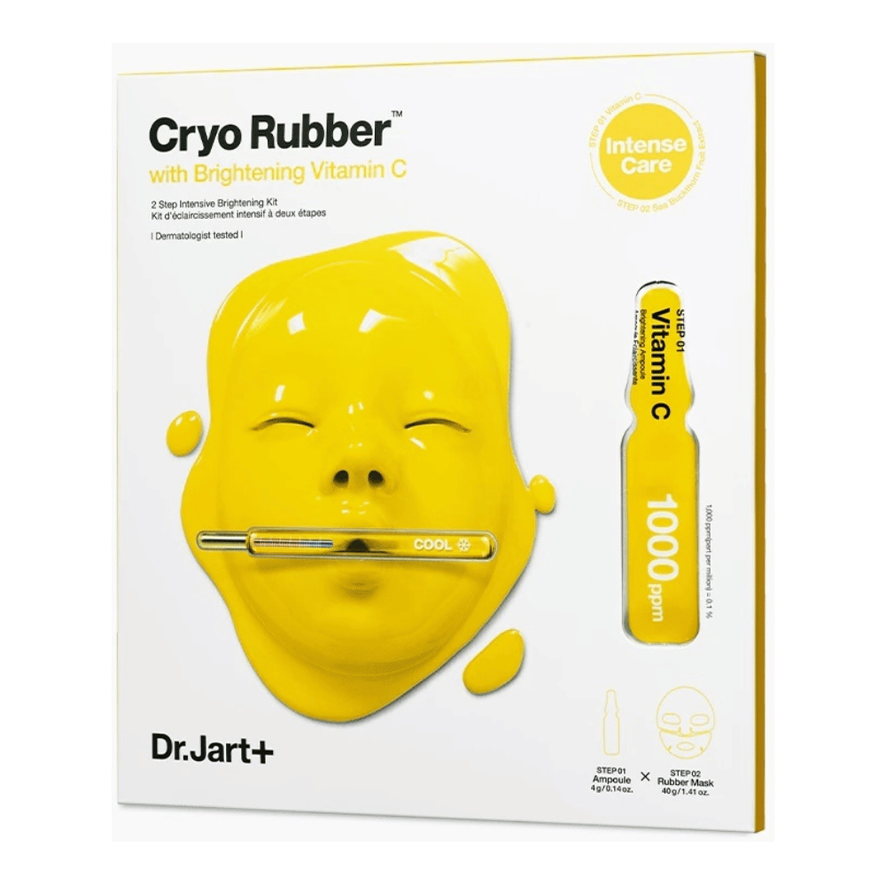 Dr.Jart+ schoonheidsproduct met de naam 'Cryo Rubber™ met Brightening Vitamin C'. De verpakking toont een geel gezichtsmasker dat druipt van vloeistof. Er wordt vermeld dat het een '2 Stappen intensief verhelderend KIT' is en dat het 'dermatologisch getest' is. Illustratie van 'Vitamine C 1000ppm' is aan de rechterkant te vinden.