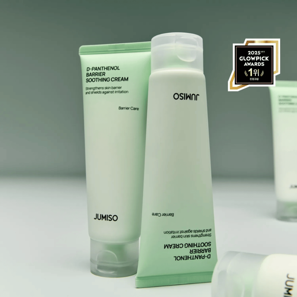 Jumiso D-Panthenol Barrier Soothing Cream in tube met dop, gefotografeerd vanaf de zijkant met Glowpick Awards 2025-logo.