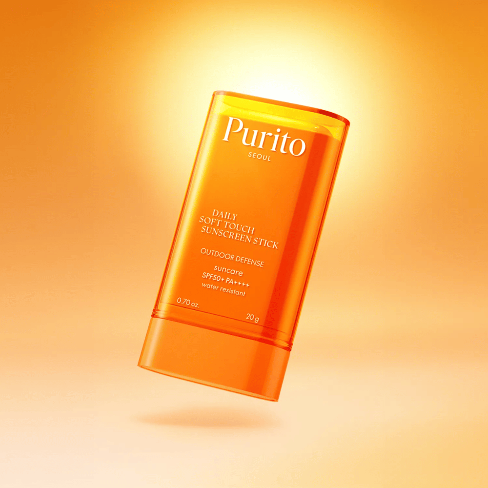 Purito Daily Soft Touch Sunscreen Stick met SPF50+ PA++++ biedt waterbestendige bescherming tegen UVA/UVB. De lichte formule glijdt soepel over de huid zonder te plakken – perfect voor dagelijkse bescherming buitenshuis.