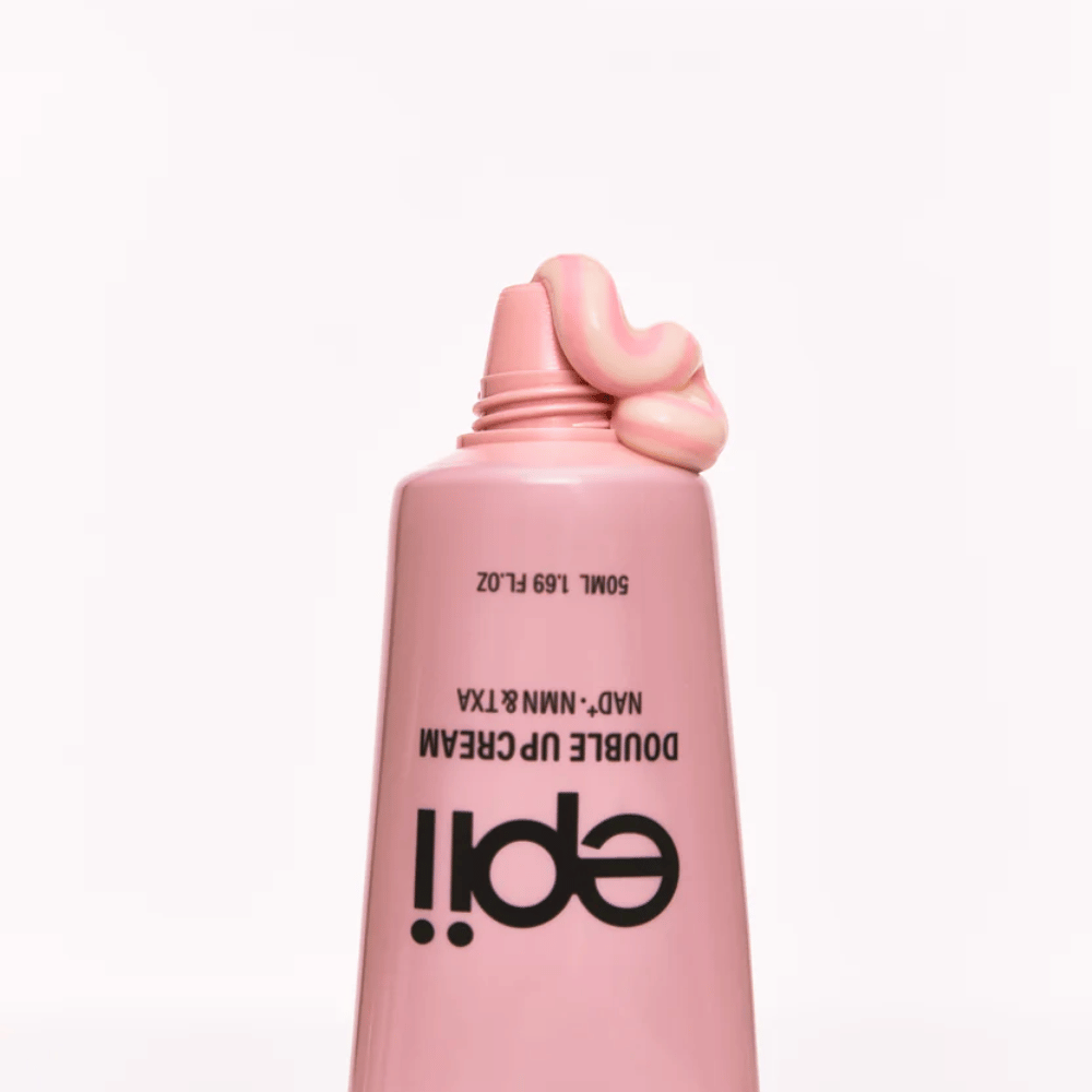EPII Double Up Cream NAD+, NMN & TXA met een romige textuur die hydrateert, de uitstraling van de huid verbetert en bijdraagt aan een egalere huidtint.