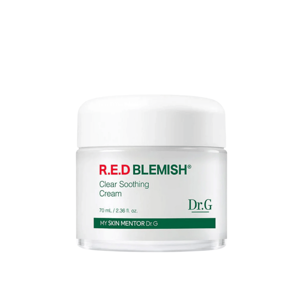 Dr.G R.E.D Blemish Clear Soothing Cream is een milde en hydraterende crème die roodheid en irritatie verlicht. De formule bevat Centella Asiatica en hyaluronzuur om de huidbarrière te versterken en de balans te herstellen. Perfect geschikt voor de gevoelige en acnegevoelige huid.