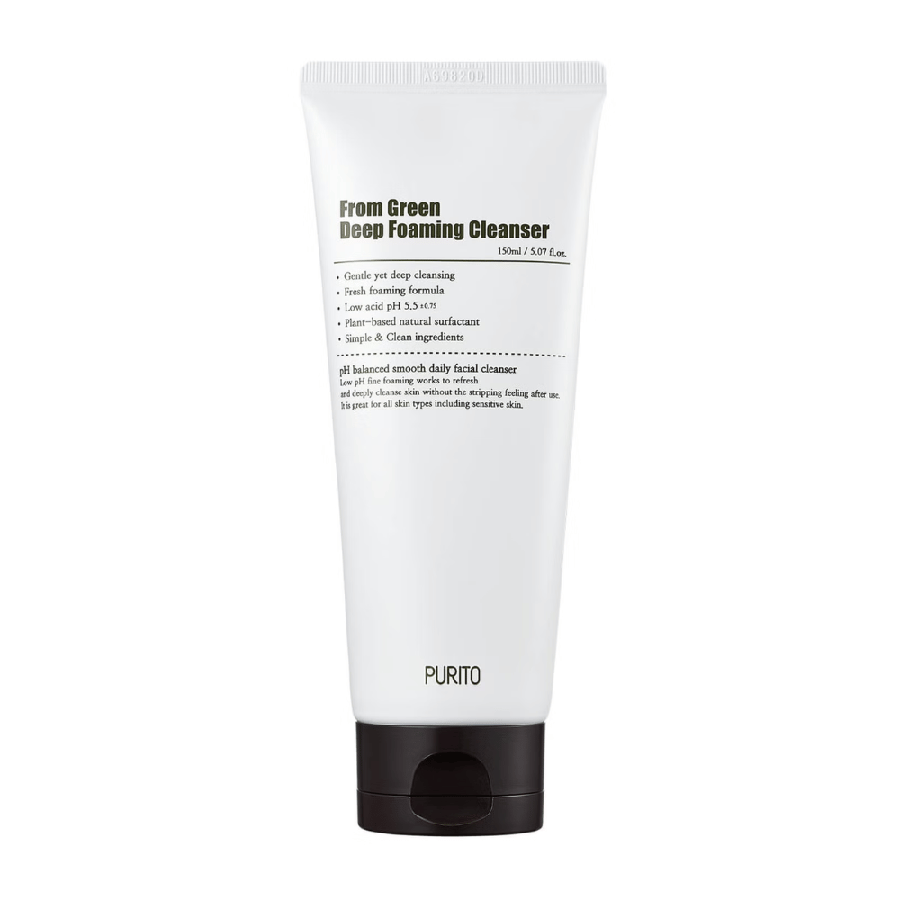 Purito From Green Deep Foaming Cleanser is een diep reinigende gezichtsreiniger met een zachte formule op basis van plantaardige oppervlakteactieve stoffen. De lage pH-waarde van 5,5 helpt de natuurlijke balans van de huid te behouden, waardoor het ideaal is voor alle huidtypes, inclusief de gevoelige huid.