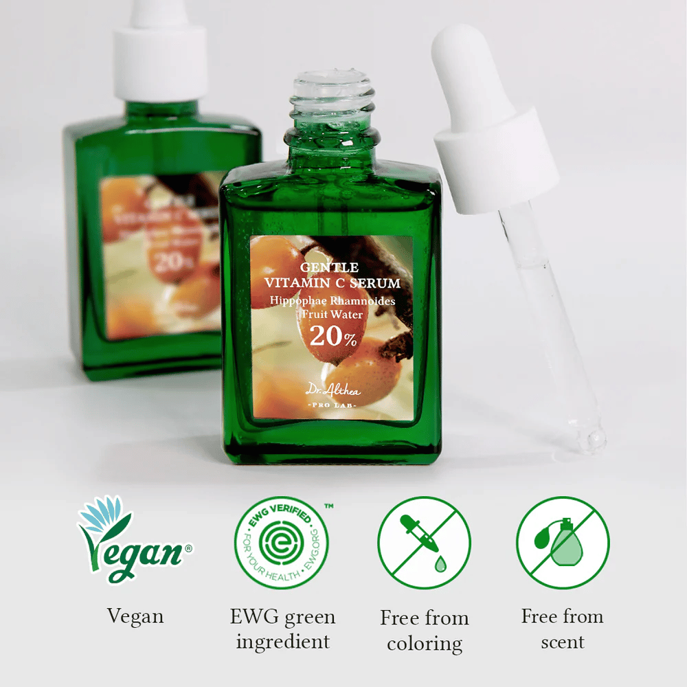 Dr.Althea Gentle Vitamin C Serum is veganistisch en EWG-gecertificeerd voor veilige en milieuvriendelijke ingrediënten. Vrij van kleurstoffen en parfum, wat het perfect maakt voor de gevoelige huid. Bevat 20% duindoornwater om te hydrateren, te verhelderen en de huid te beschermen.