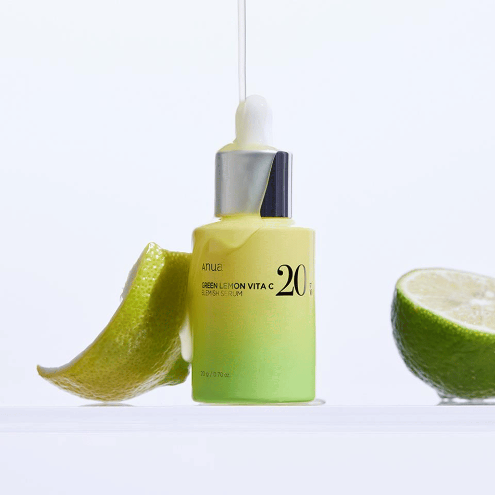 ANUA Green Lemon Vita C Blemish Serum, gepresenteerd met een groene citroenschijf, bevat 20g serum.