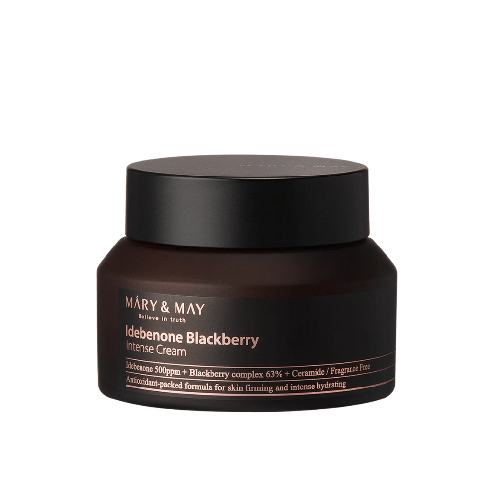 Een pot met MARY & MAY Idebenone Blackberry Intense Cream. Deze crème bevat 500 ppm idebenon, 63% bramencomplex en ceramiden, ontworpen om intense hydratatie en stevigheid aan de huid te geven. Geurvrije en antioxidant verrijkte formule.