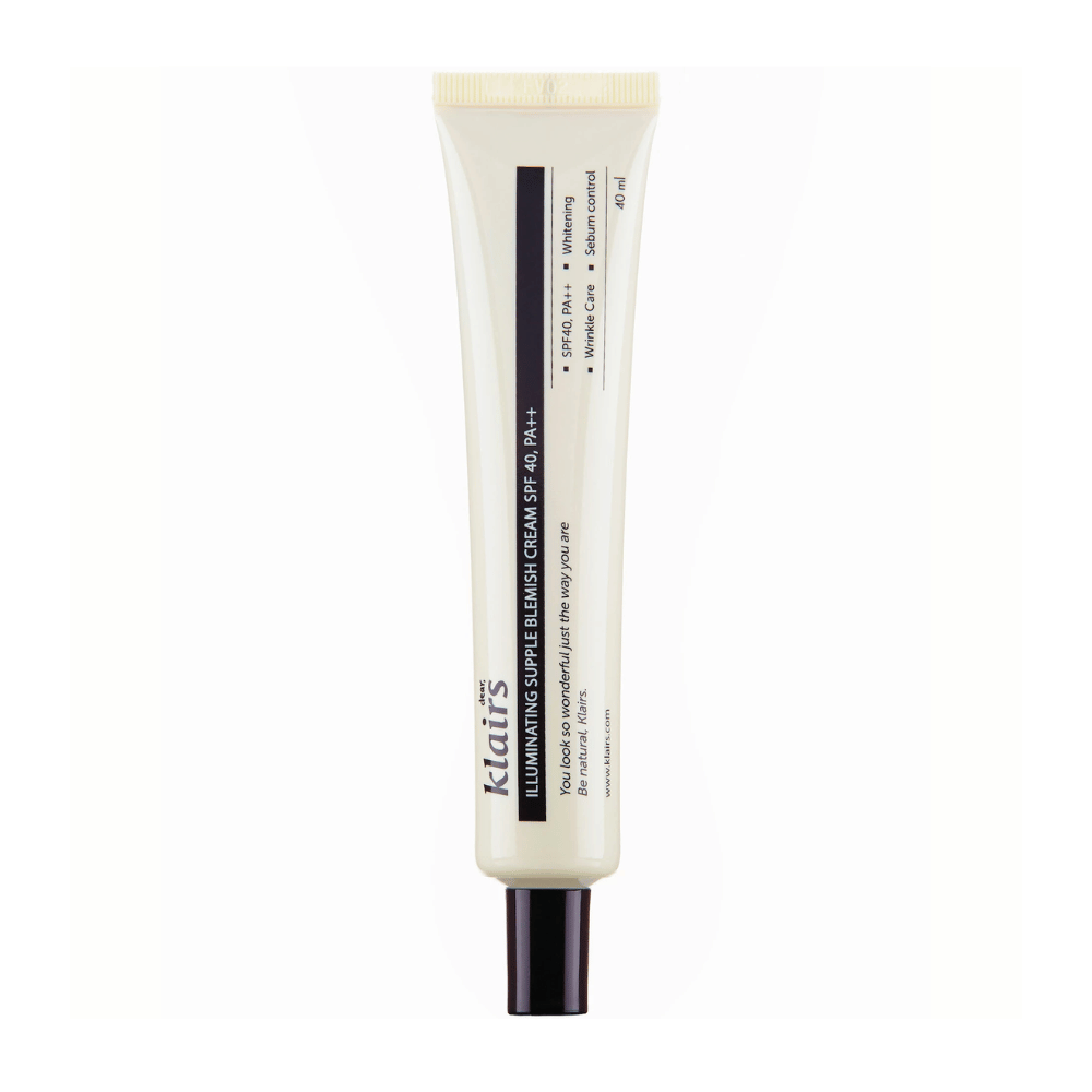 Een tube van Klairs Illuminating Supple Blemish Cream SPF40 PA++, een getinte dagcrème, tegen een witte achtergrond.