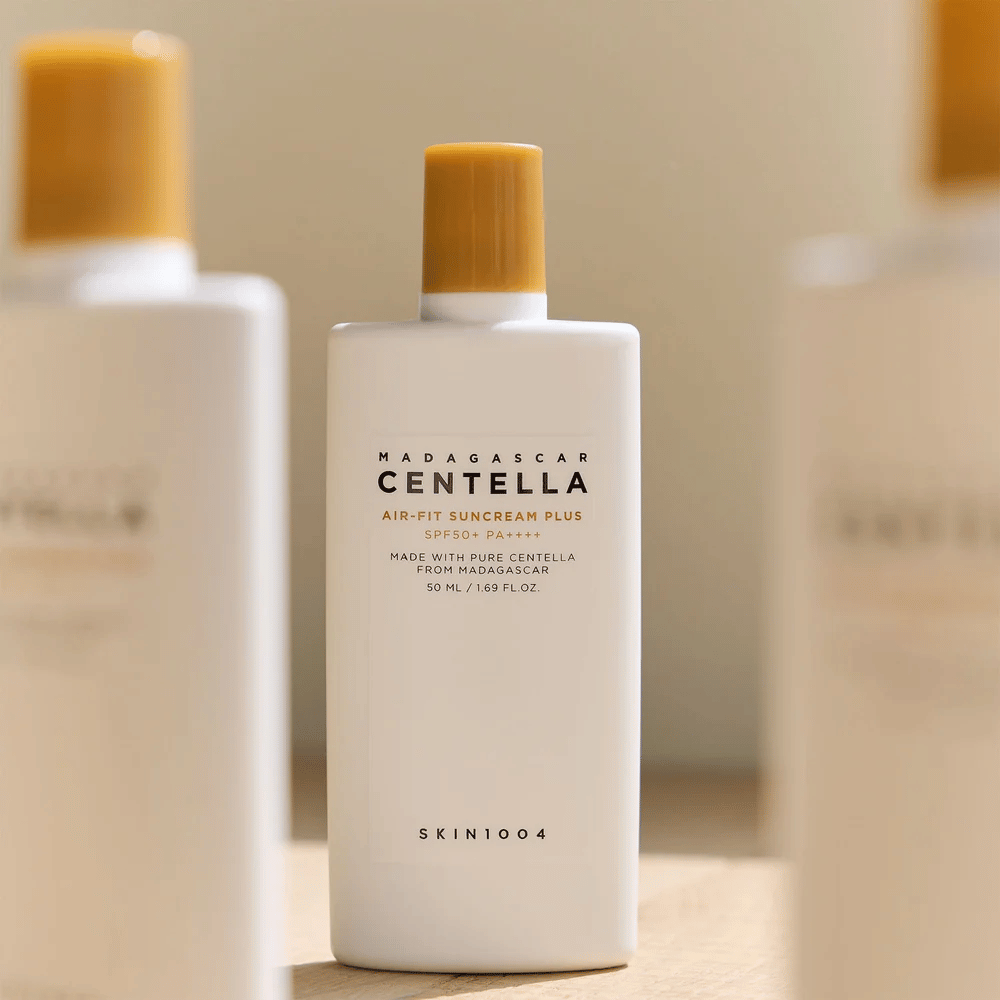 SKIN1004 Madagascar Centella Air-Fit Suncream Plus SPF50+ PA++++ zonnebescherming met centella asiatica die de huid beschermt tegen UV-stralen en de gevoelige huid kalmeert