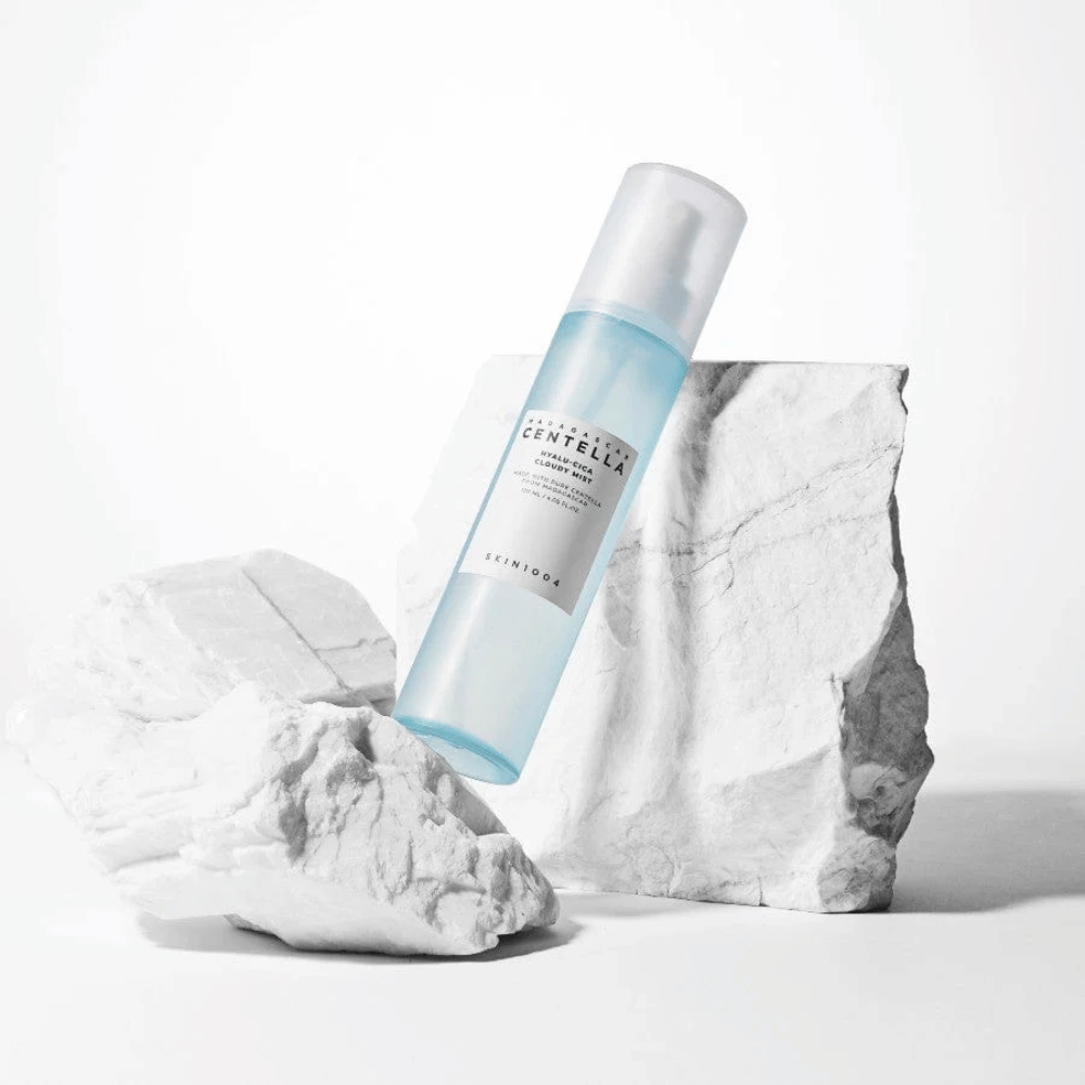 SKIN1004 Madagascar Centella Hyalu-Cica Cloudy Mist – kalmerende en hydraterende gezichtsmist voor gevoelige huid met centella uit Madagaskar