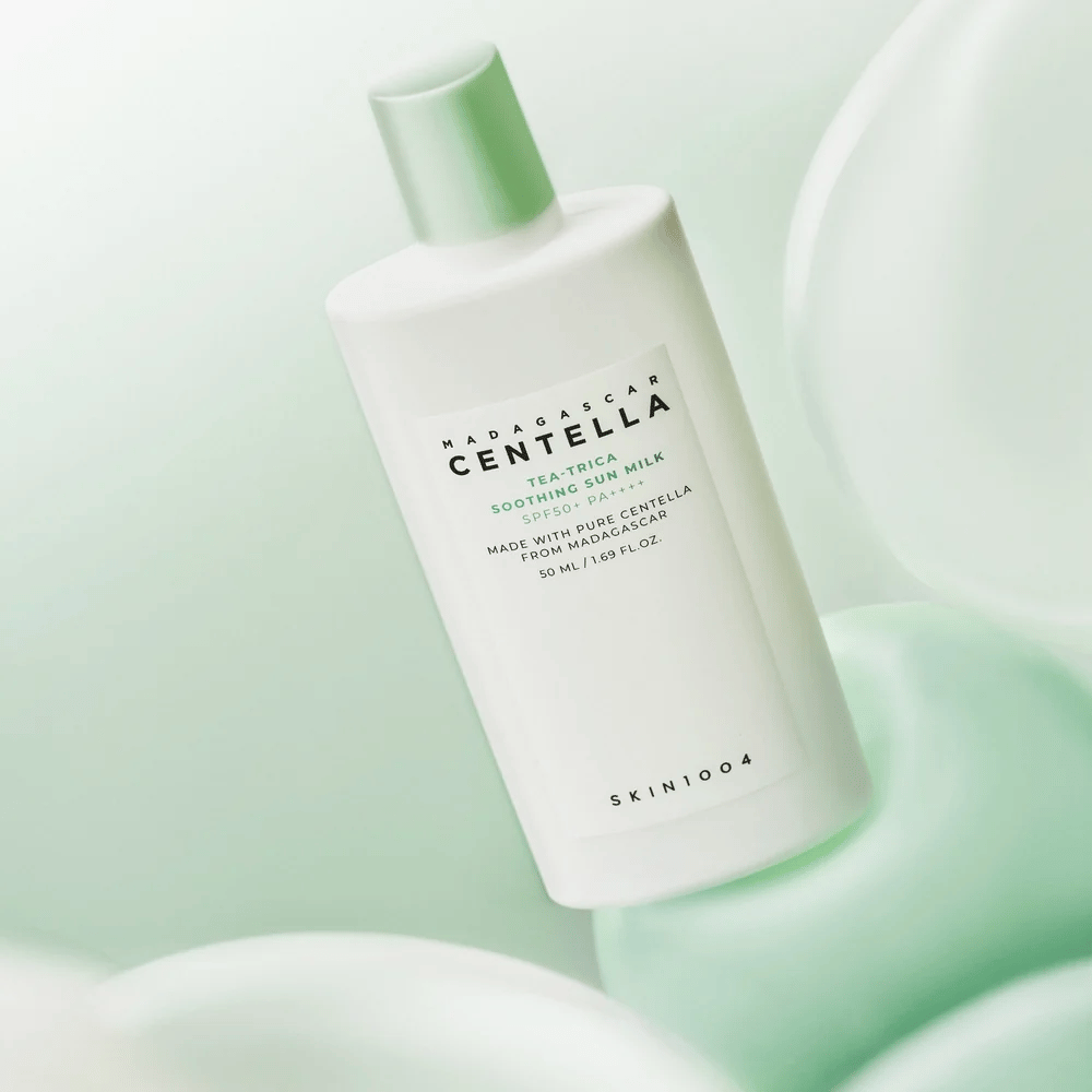 SKIN1004 Madagascar Centella Tea-Trica Soothing Sun Milk lichte zonnebescherming met SPF50+ PA++++ en kalmerende Centella