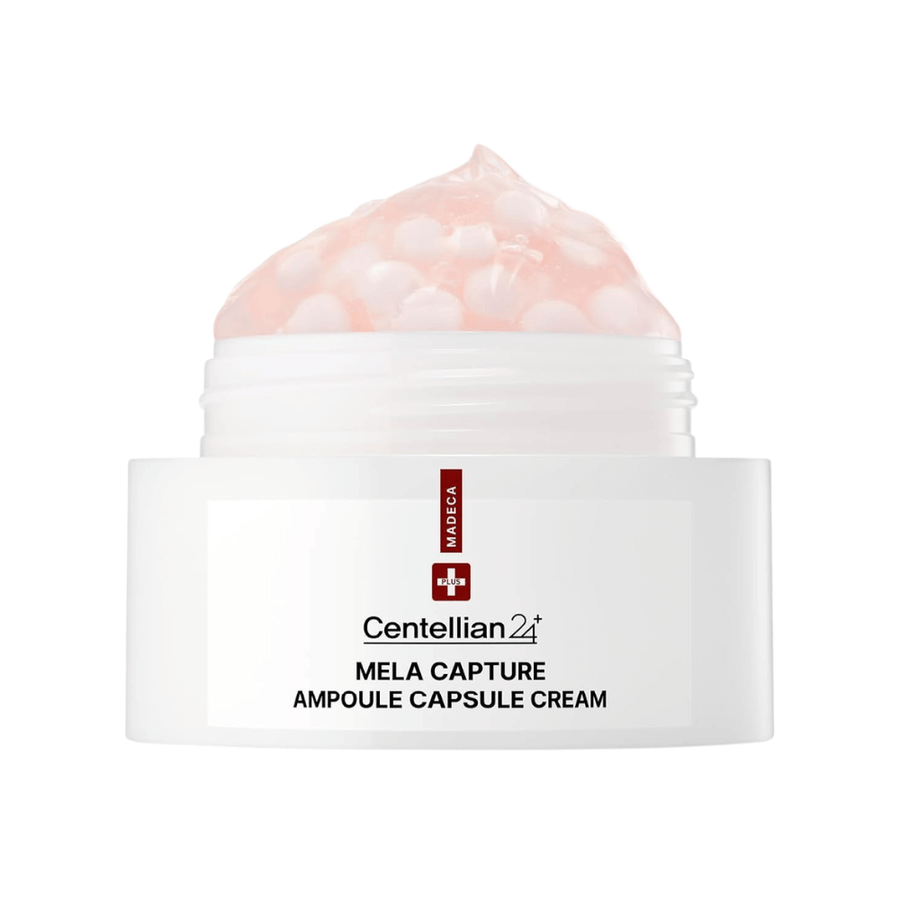 Close-up van Centellian24 Madeca Mela Capture Ampoule Capsule Cream die de roze gelcrème met ingekapselde ampulbolletjes in de pot laat zien.