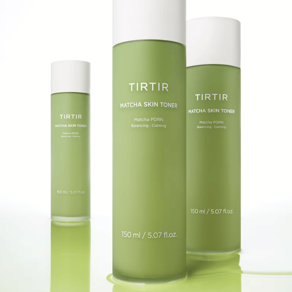 TIRTIR Matcha Skin Toner gezichtstoner met matcha die diep hydrateert, de huidbarrière versterkt en een gebalanceerde glow geeft.