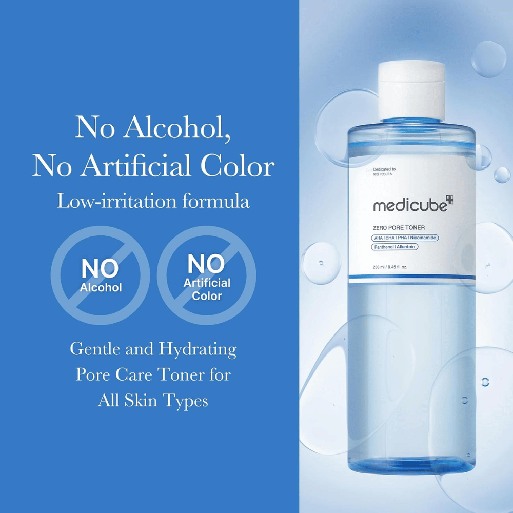 Medicube Zero Pore Toner 250 ml, hydraterende gezichtstoner zonder alcohol en kunstmatige kleurstoffen. Blauwe fles met waterbellen.