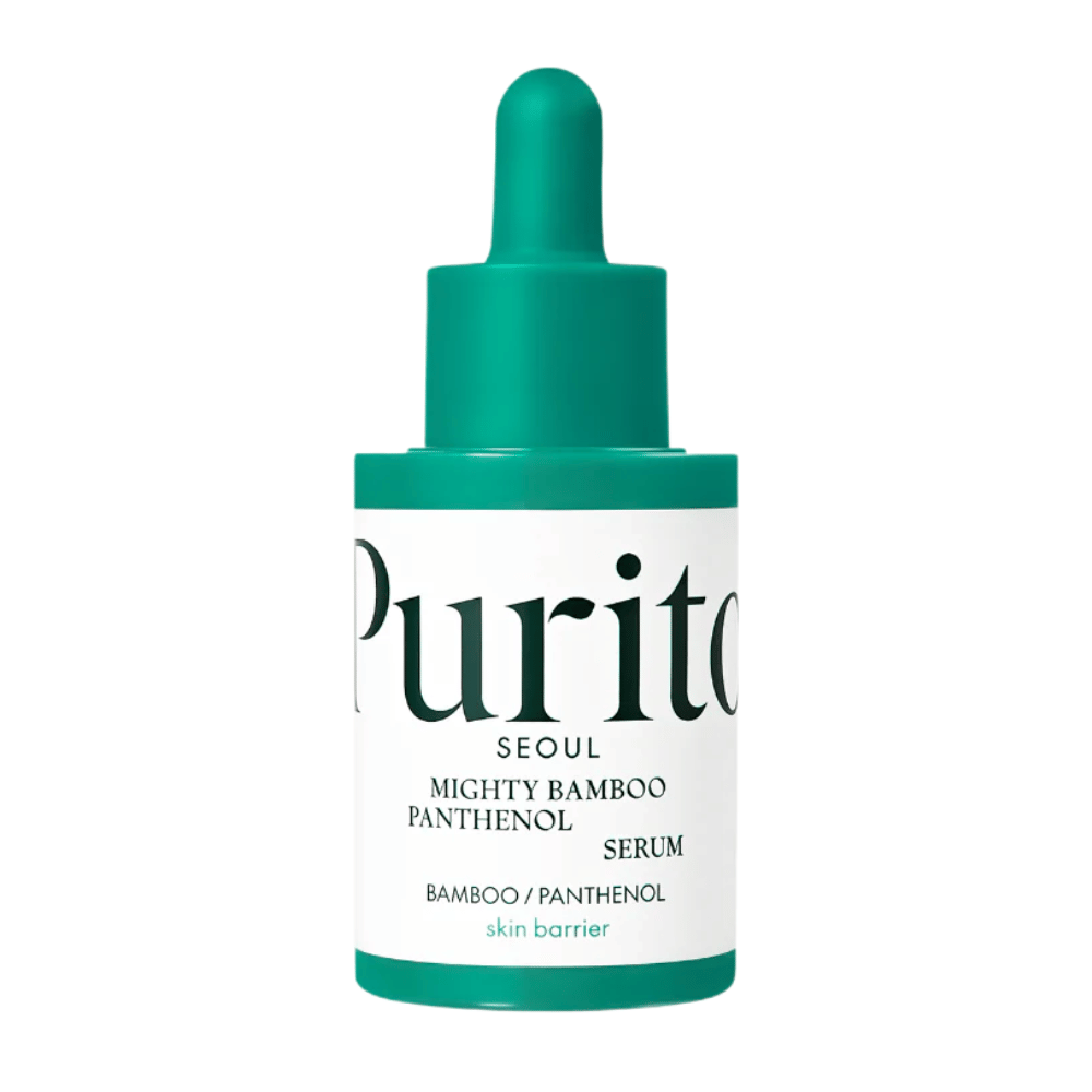 Purito Mighty Bamboo Panthenol Serum – minimalistisk grön flaska med vårdande serum för känslig och torr hud.