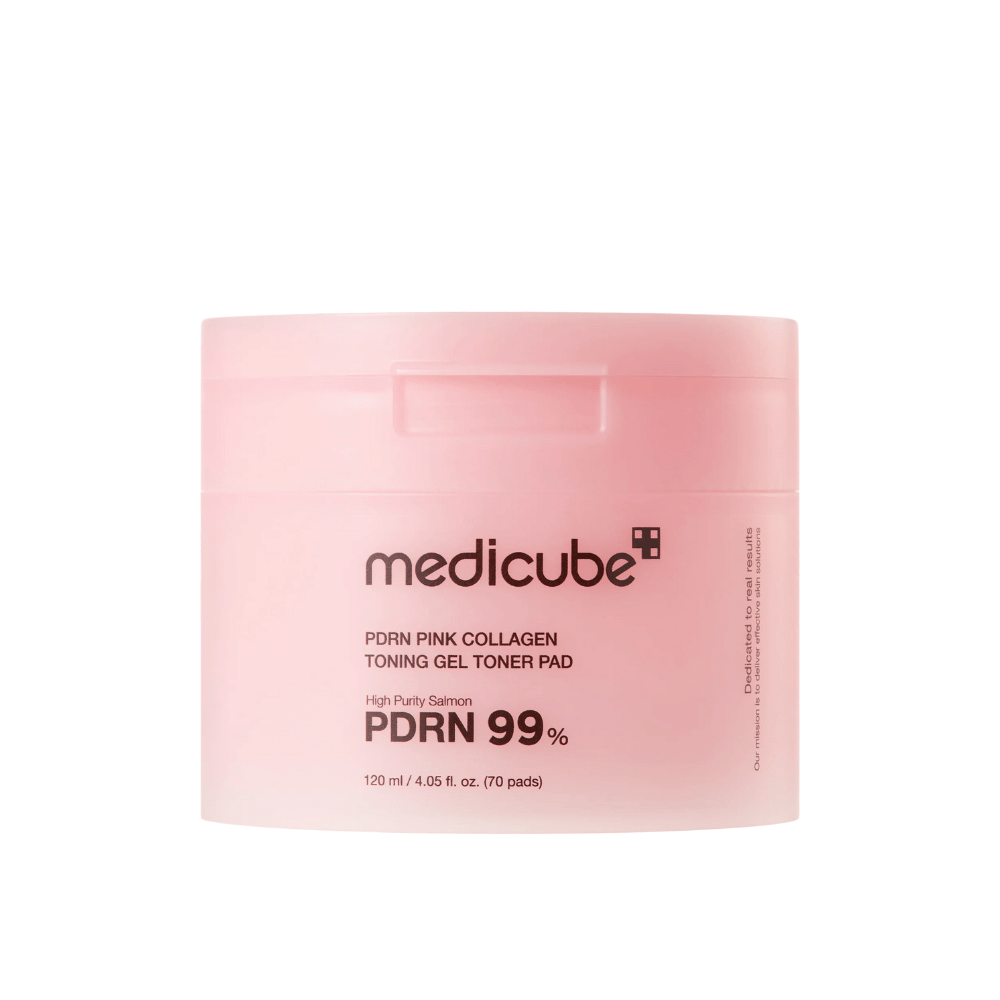 Medicube PDRN Pink Collagen Toning Gel Toner Pad in roze pot met tekst die 99% PDRN-inhoud en 120 ml toont, ontworpen om de stevigheid en glans van de huid te verbeteren.