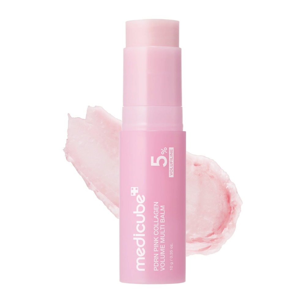 1. Medicube PDRN Pink Collagen Volume Multi Balm 10 g – roze balmstick met PDRN en collageen en een romige textuur tegen een witte achtergrond