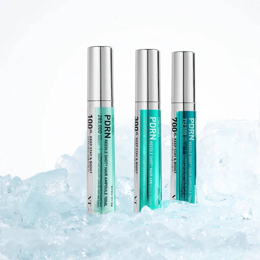 Verschillende varianten van PDRN Reedle Shot Hair Ampoule geplaatst op ijs, wat een verfrissend effect en intensieve verzorging symboliseert voor een gebalanceerde en gezonde hoofdhuid.