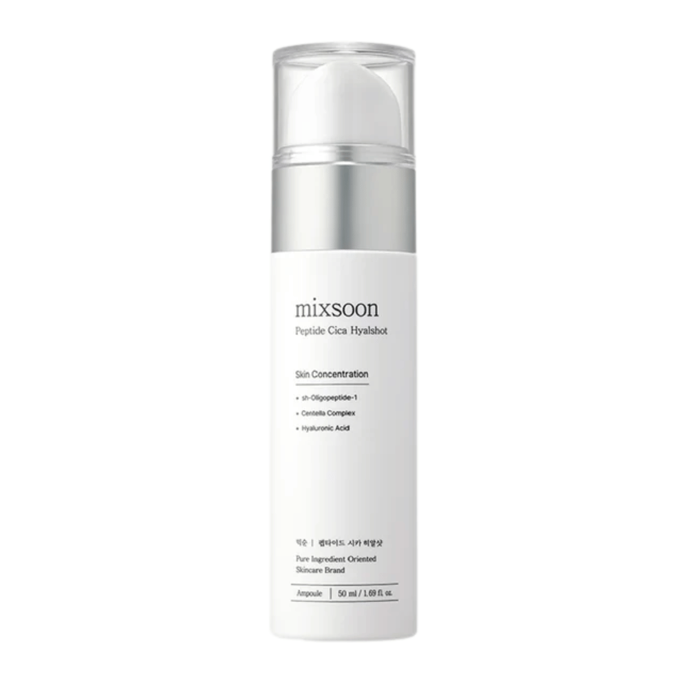 Mixsoon Peptide Cica Hyalshot – hydraterend serum met centella en hyaluronzuur in een stijlvol witte fles met zilveren details. Geschikt voor gevoelige huid en helpt de huidbarrière te versterken.