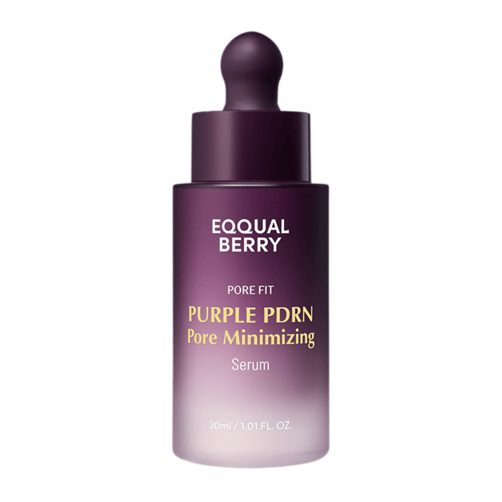 EQUAL BERRY Purple PDRN Pore Minimizing Serum in een paarse glazen fles met pipet en wit-gele tekst op een witte achtergrond.