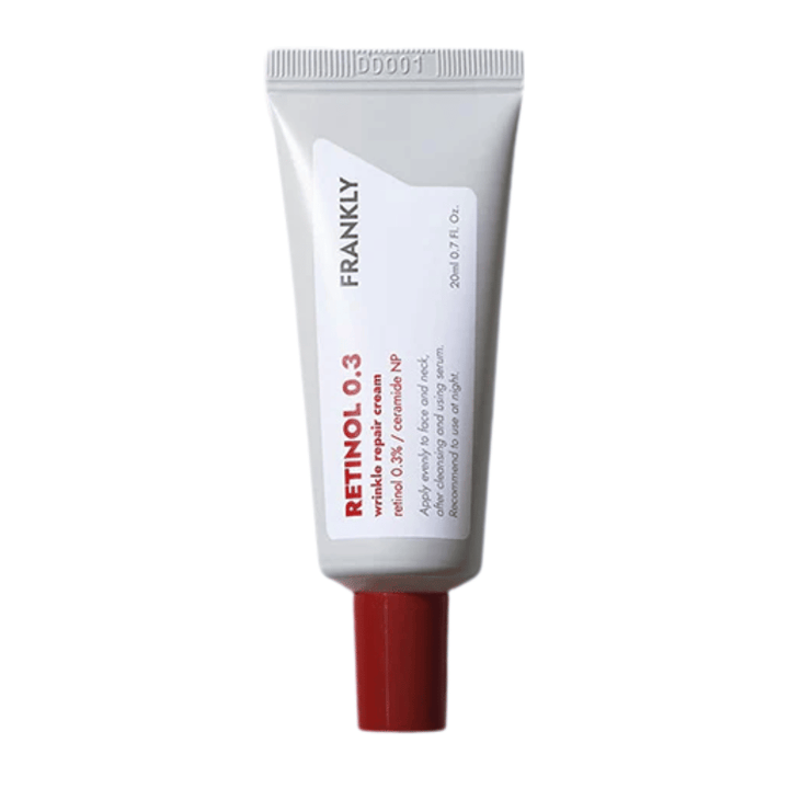 FRANKLY Retinol 0.3 Cream in witte tube met rode dop. Een anti-aging crème met 0,3% retinol en ceramide NP voor stevigere en egalere huid.