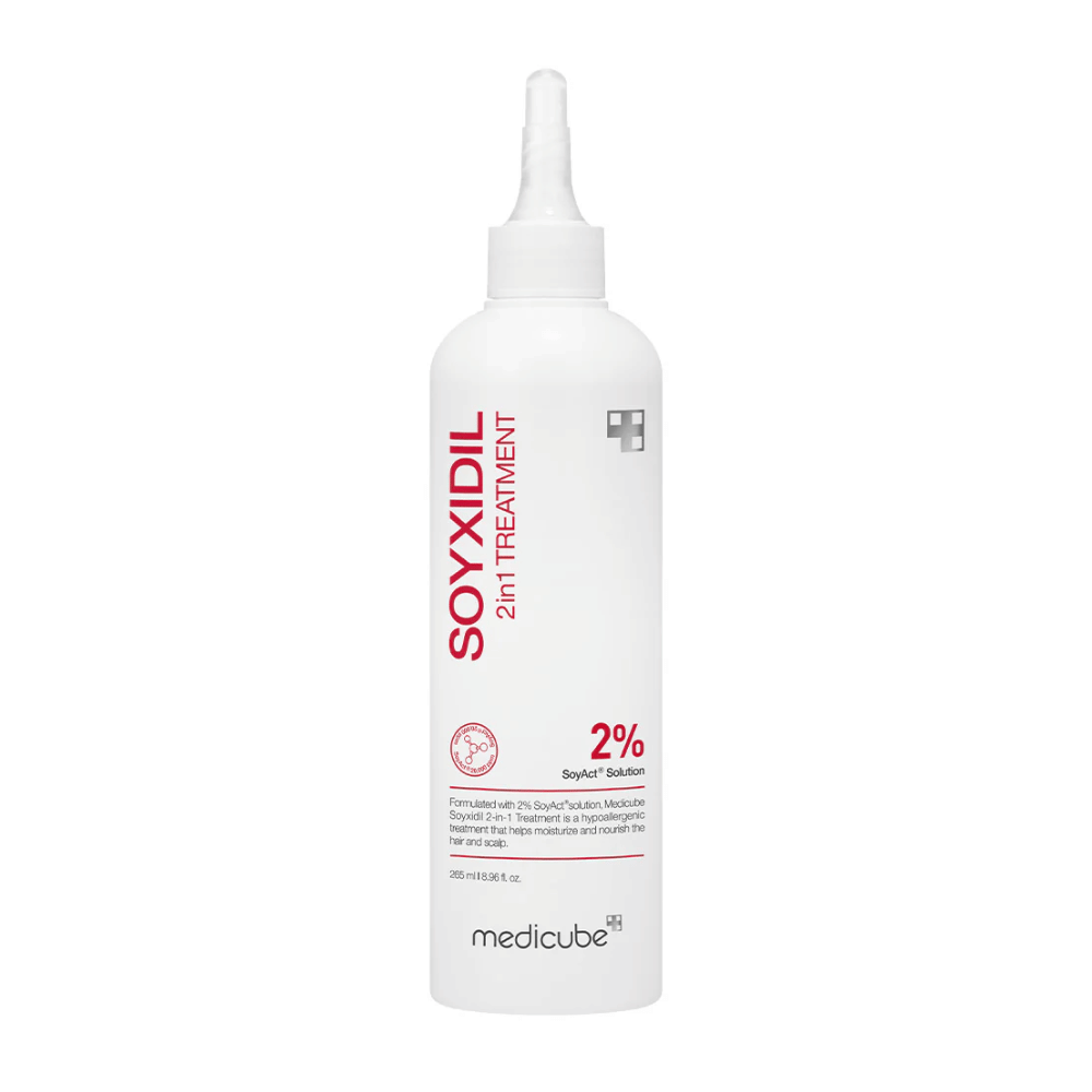 Productafbeelding van Medicube Soyxidil 2in1 Treatment in een witte fles met rode tekst. Bevat 2% SoyAct™ Oplossing om haar en hoofdhuid te versterken.