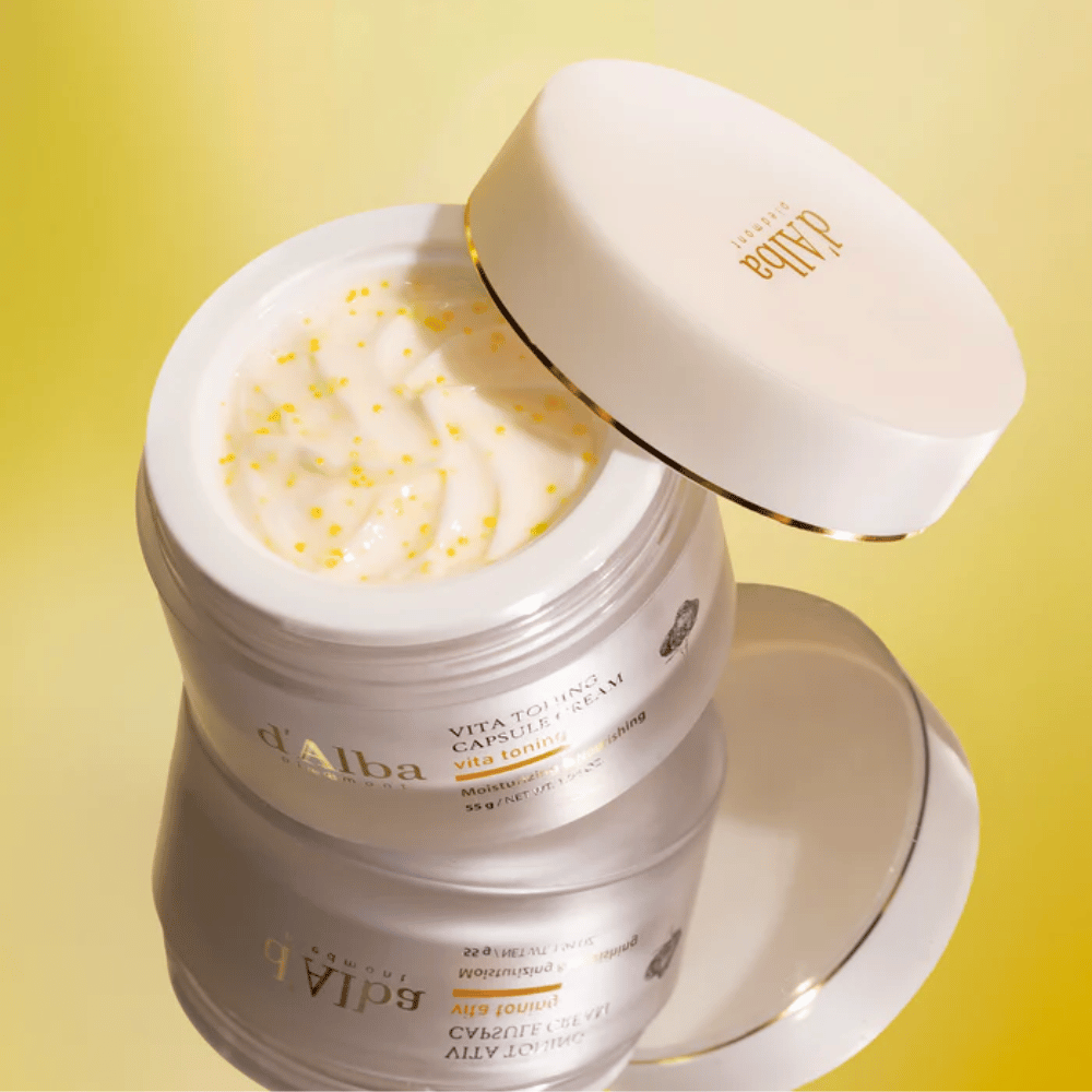 d'Alba Vita Toning Capsule Cream gezichtscrème – hydraterende crème met capsuletechnologie die helpt de huid te voeden en de textuur te egaliseren.