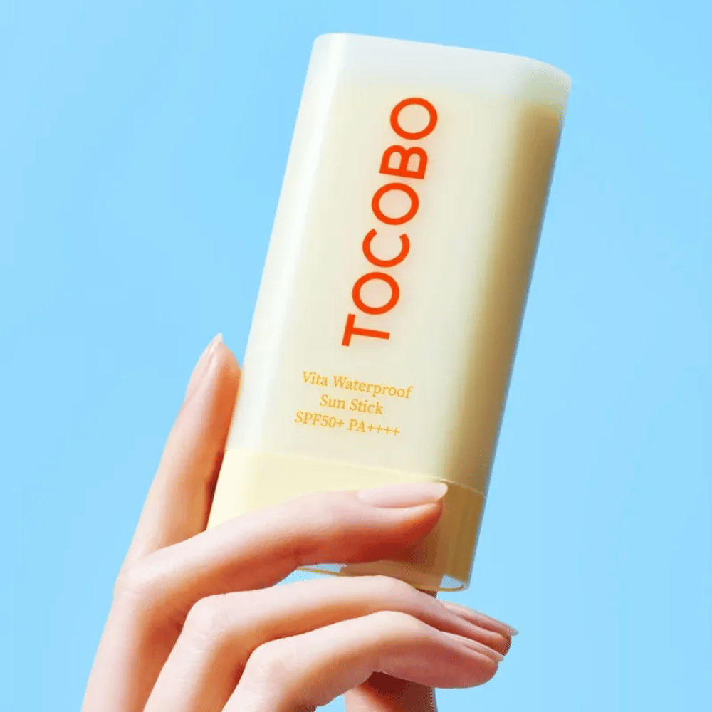 TOCOBO Vita Waterproof Sun Stick biedt effectieve bescherming met SPF50+ PA++++. Perfect voor de gevoelige huid, smelt in zonder vettigheid en is waterbestendig voor actieve dagen.