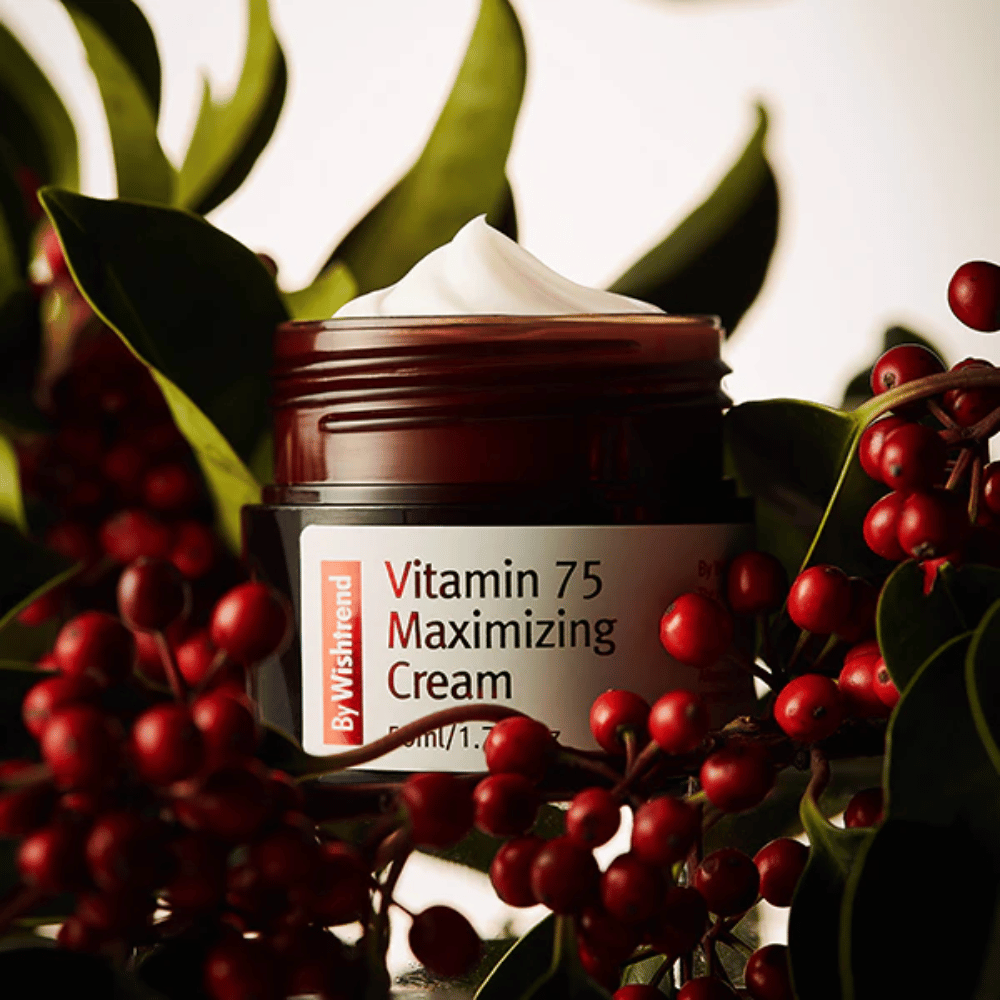 By Wishtrend Vitamin 75 Maximizing Cream met duindoornextract rijk aan vitaminen dat glow geeft, de huid hydrateert en de uitstraling van de huid verbetert.