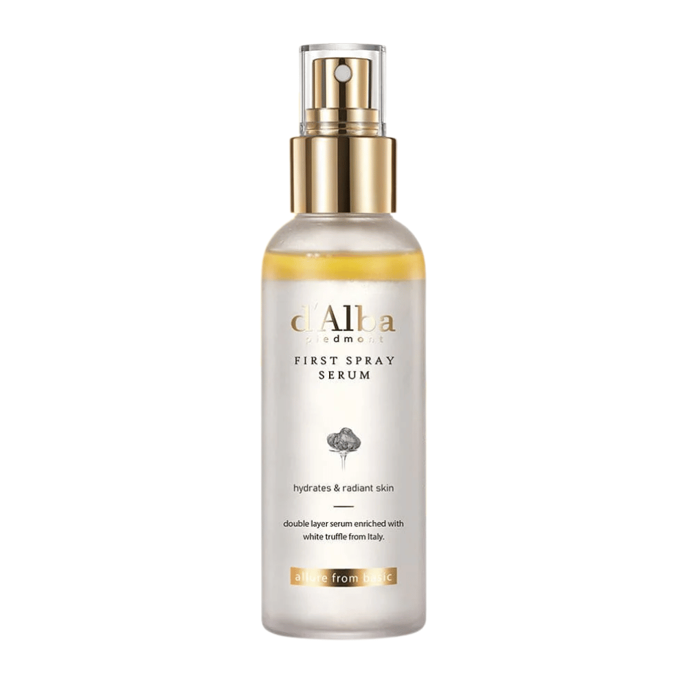 d'Alba White Truffle First Spray Serum is een exclusief spraysérum dat hydrateert en een stralende huid geeft. Met witte truffelextract uit Italië en een dubbelwerkende formule, biedt dit serum zowel voeding als glans voor een frissere teint.