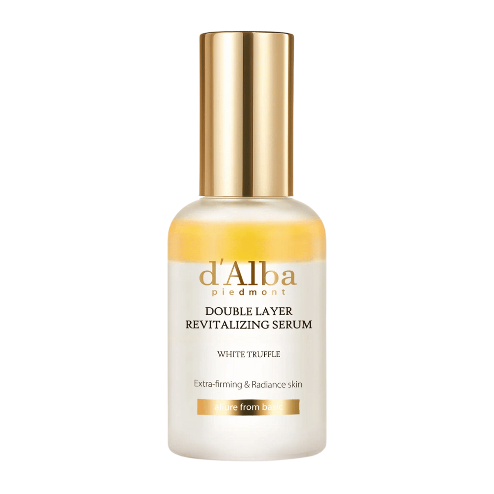 Vrijstaand beeld van d'Alba Double Layer Revitalizing Serum White Truffle in glazen fles met gouden top en gouden dop, huidverzorgingsserum voor stevigheid en glans.