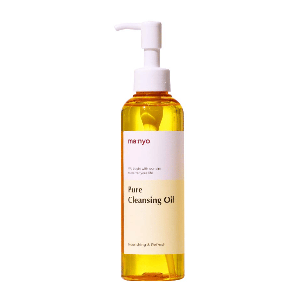 Een fles ma:nyo Pure Cleansing Oil 200ml voor make-up verwijdering tentoongesteld op een witte achtergrond.