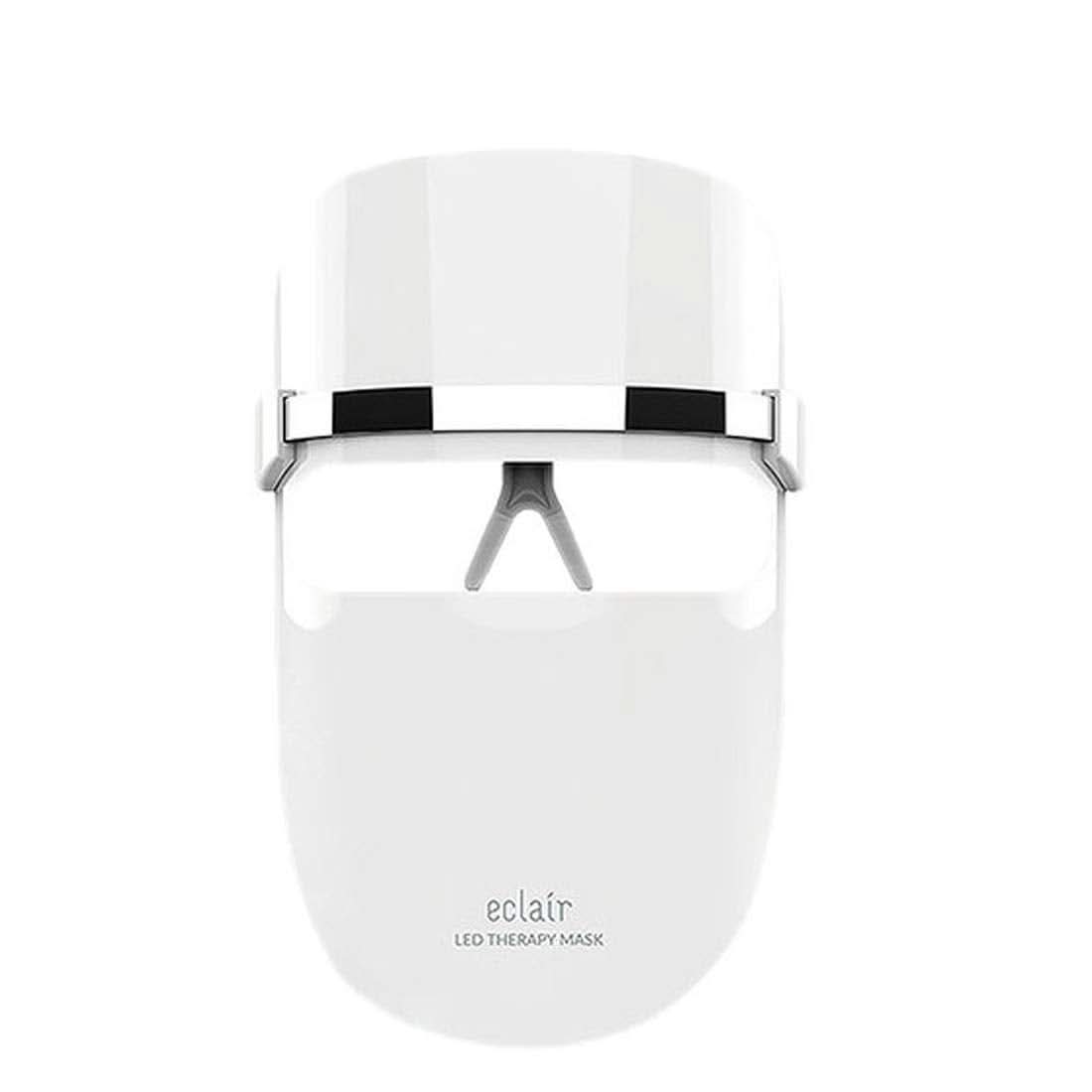 Een ECLAIR LED Therapy Mask op witte achtergrond met huidverbeteringen.