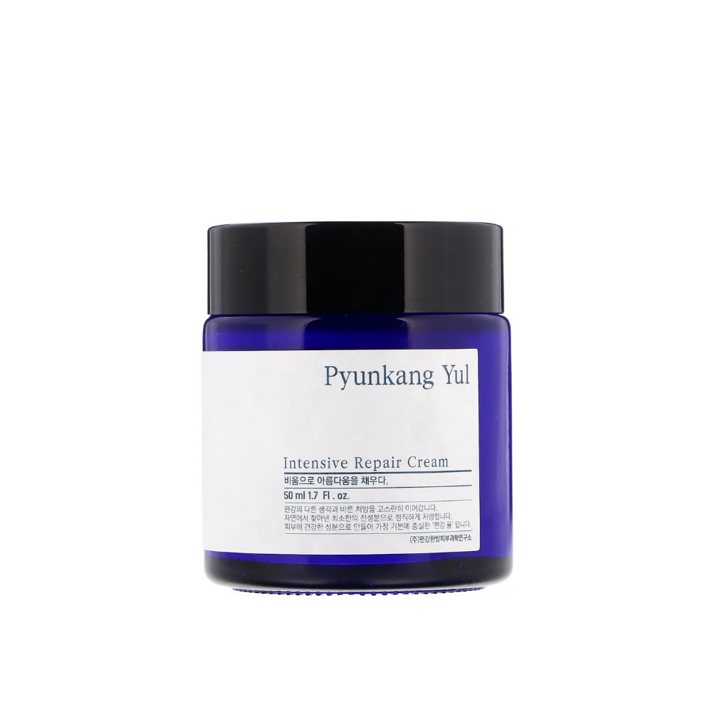 Een pot Intensive Repair Cream 50ml van Pyunkang Yul op een witte achtergrond.
