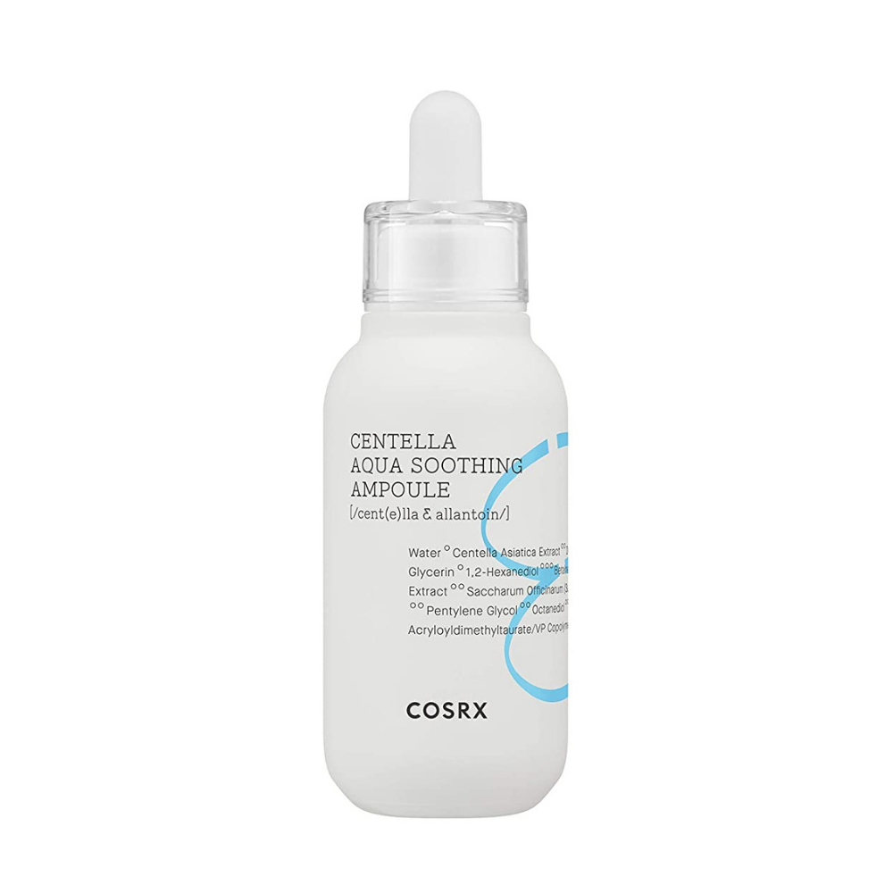 Een fles COSRX Centella Aqua Soothing Ampoule 40ml met kalmerende eigenschappen op een witte achtergrond.